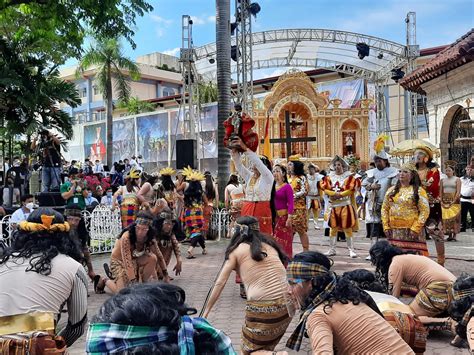  The Baptism of the Filipinos: A Vivid Exploration of Faith and Cultural Fusion!